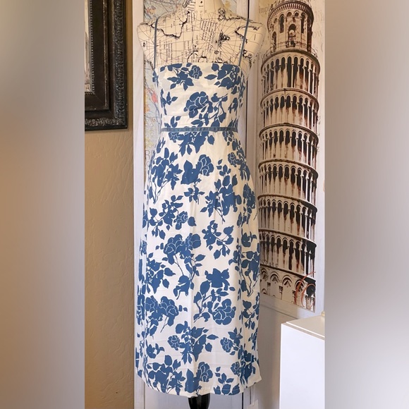 Boho Blue Floral On White Inlay Velvet Strap Accented Adjustable Midi Dress - Picture 5 of 12